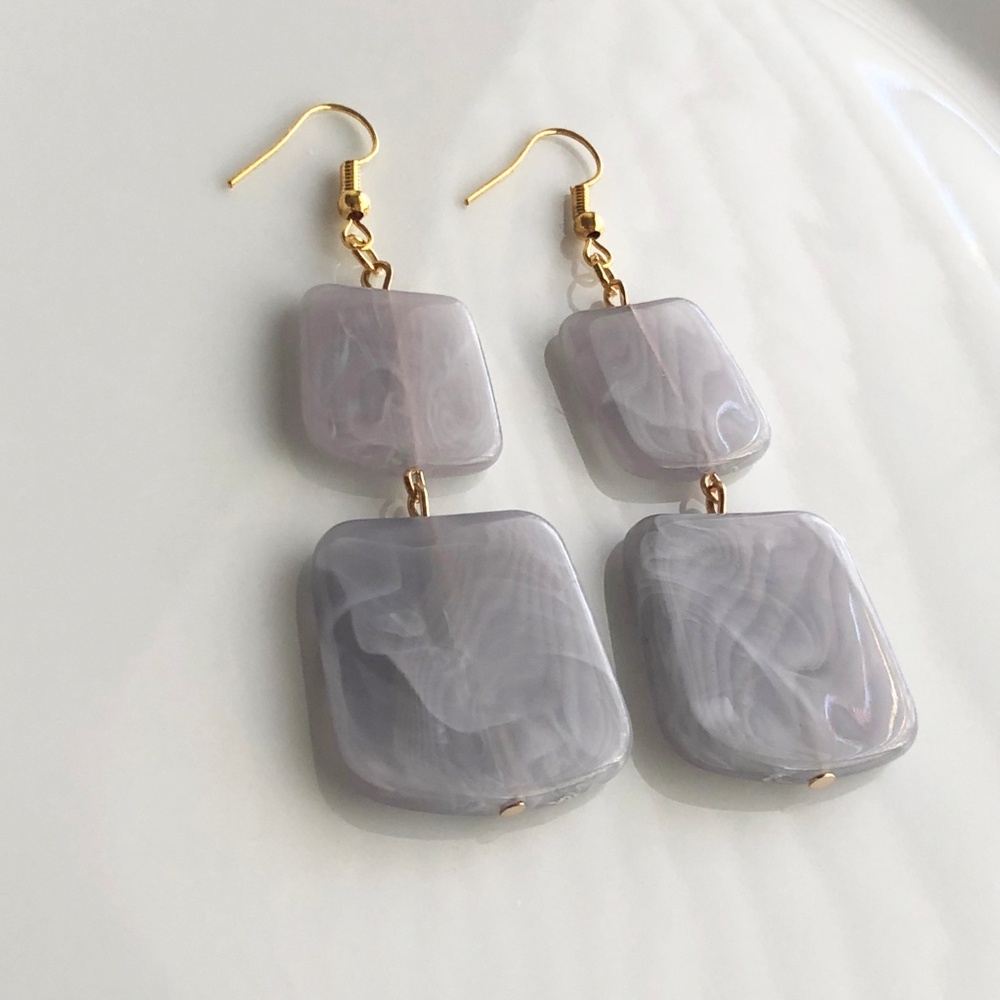 NEW "Temple" Acrylic Square Earrings (white) - Picture 3 of 8